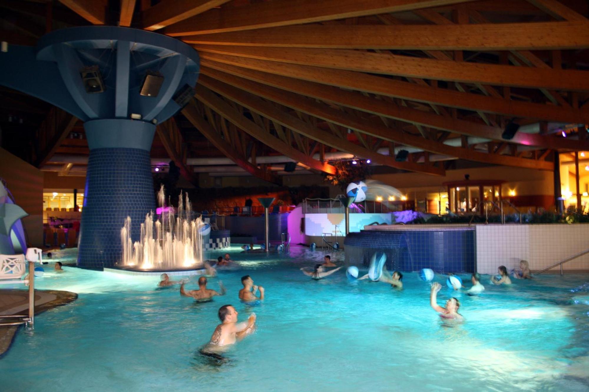 Ferienpark Templin Direkt Neben Der Naturtherme 외부 사진